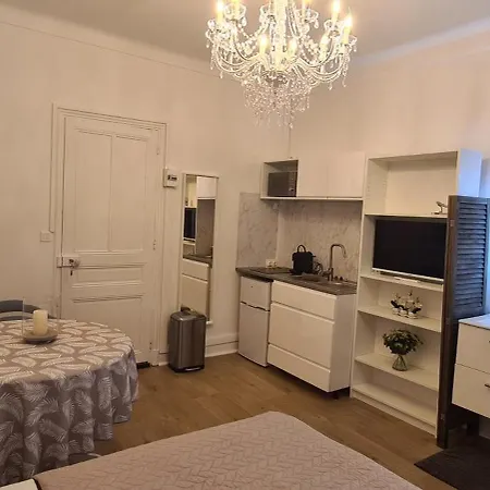 Seayousoon - アパートホテル カンヌ